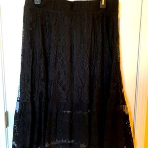Lace skirt